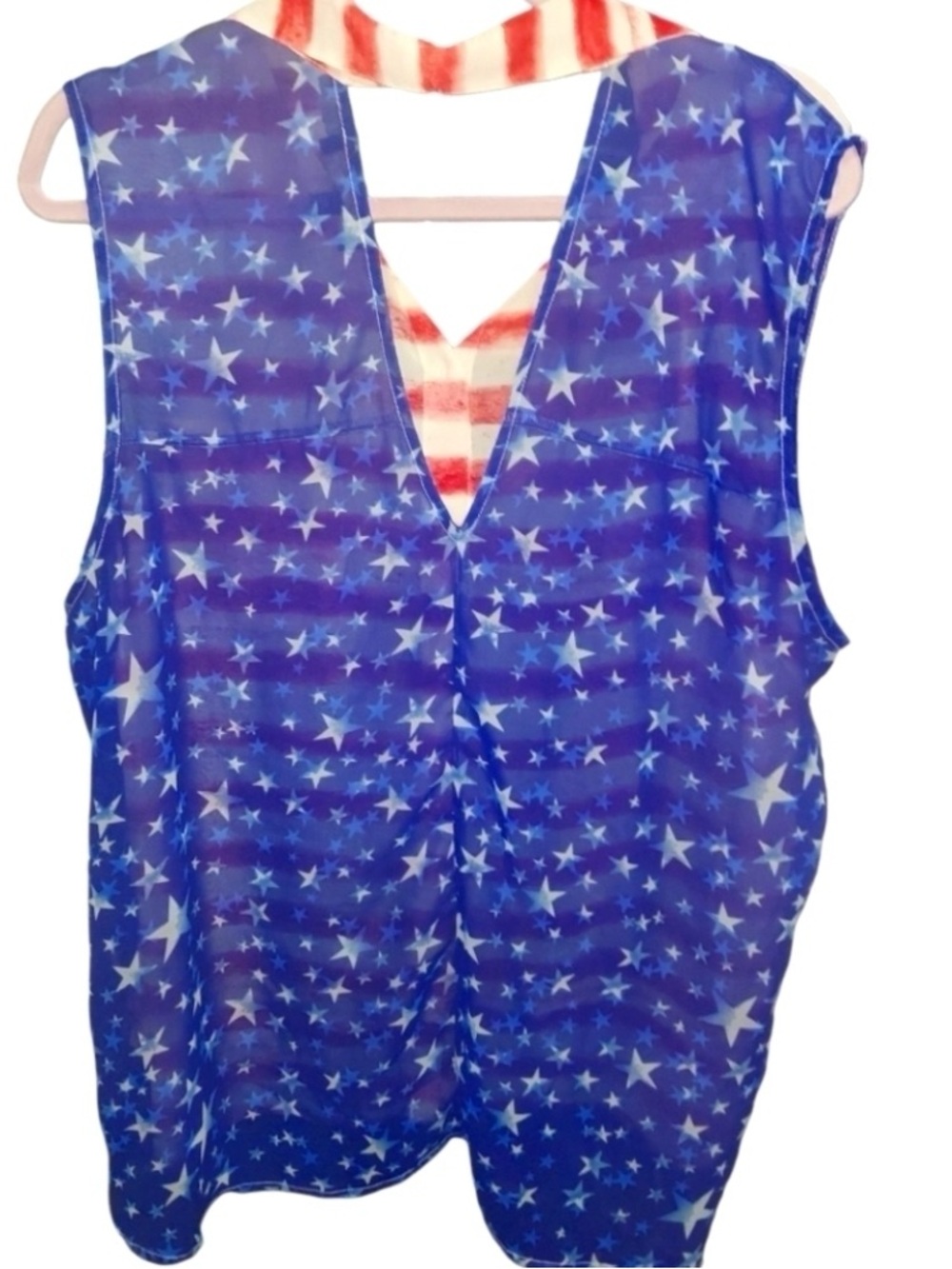 Jessica Simpson Blue Starprint Short Sleeve V-Neck Top